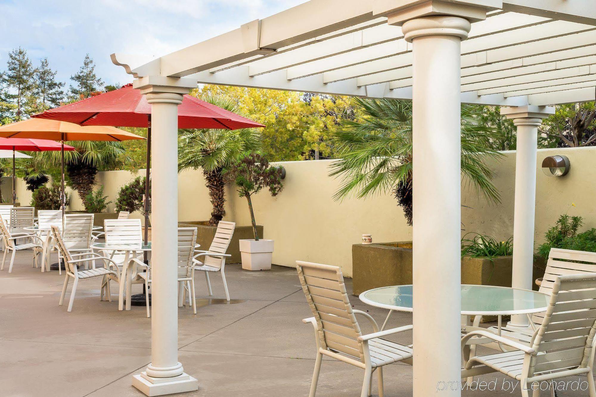 Holiday Inn Express Hotel & Suites Vacaville By Ihg Exterior foto