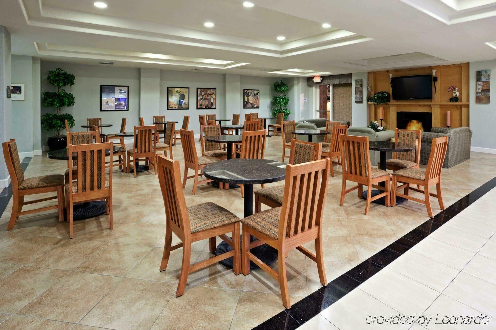Holiday Inn Express Hotel & Suites Vacaville By Ihg Exterior foto